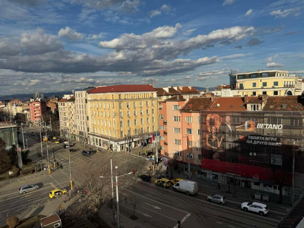 Central Plaza Hotel Sofia Exteriör bild