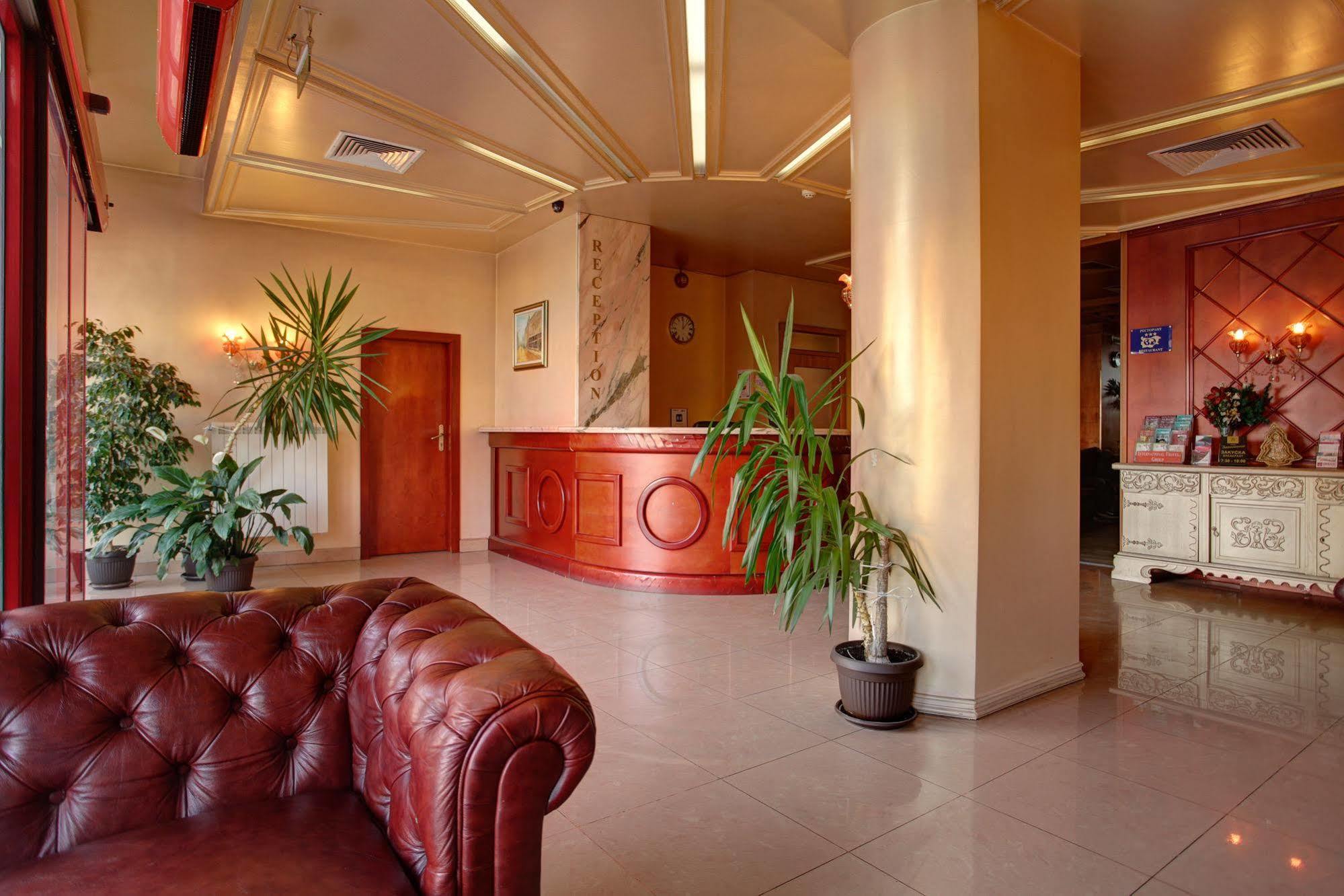 Central Plaza Hotel Sofia Exteriör bild